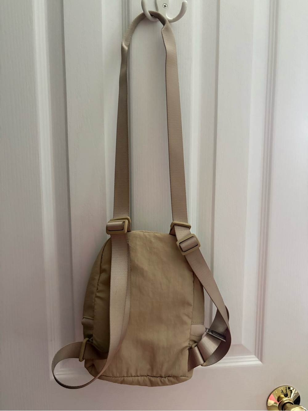 lululemon athletica Beige Everywhere Mini Backpack - excellent condition! - Picture 7 of 8